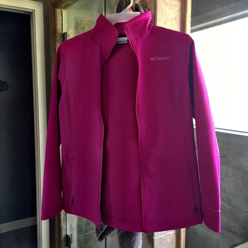 Columbia soft shell jacket